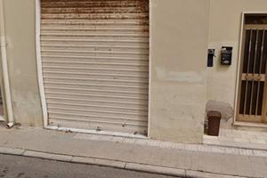 Locale uso magazzino