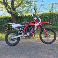 Swm rs 125 r - 2024