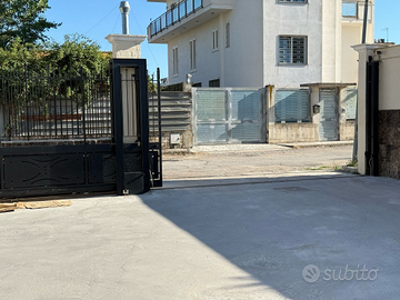 Posti auto e motorini cancello automatico