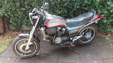 Ricambi Honda vf 750 sport