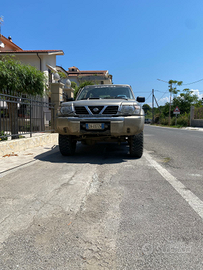 Fuoristrada Nissan Patrol GR Y61