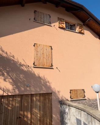 Scuroni di legno (pino polacco)