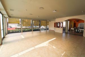 NEGOZIO A BREMBATE DI SOPRA