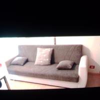 divano letto di un valore di €300