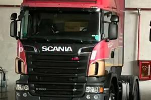 Trattore stradale SCANIA mod. N320 C5W-751152A-6AX