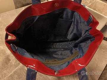 Borsa Armani Jeans in vernice bicolore 