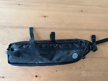 Borsa da telaio AGU 3L