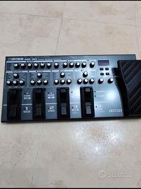 pedaliera multiefetto boss me-80