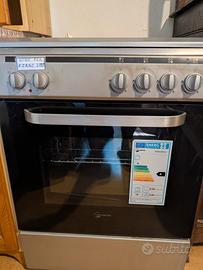 cucina a gas con forno