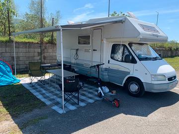 ELNAGH COLUMBIA 106 su Ford Transit gemellare