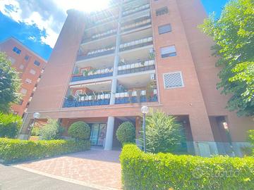 Locale commerciale "tor vergata"