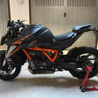 KTM 1390 Superduke 1390 R