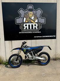 YAMAHA YZ 125 MONSTER