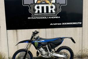 YAMAHA YZ 125 MONSTER