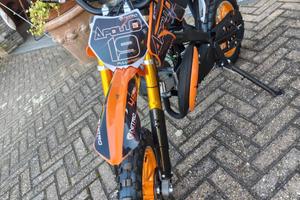 MOTO MINICROSS NITRO APOLLO 49 CC CON ACCESSORI!!