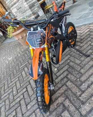 MOTO MINICROSS NITRO APOLLO 49 CC CON ACCESSORI!!