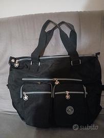 borsa a tracolla e a mano nera da donna 