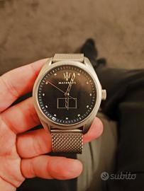 smartwatch Maserati 