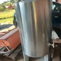 Botte acciaio inox 300 litri