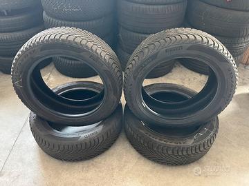 Pneumatici Pirelli invernali 215/55 R17 98V