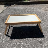 Tavolino pieghevole multiuso in legno