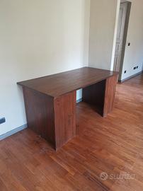 scrivania legno massiccio