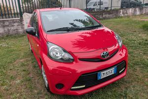 Toyota Aygo 1.0 12V VVT-i 5 porte Lounge UNICO PRO