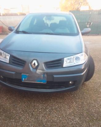 renault Megane II serie 1.5 dci neopatentati