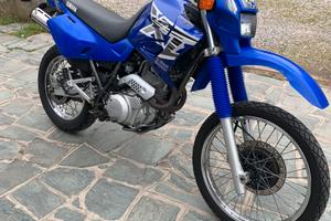 Yamaha xt600e