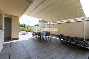 ATTICO DI RECENTE COSTRUZIONE CON LASTRICO SOLARE