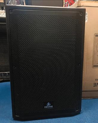 8 casse  300 watt 15 pollici 