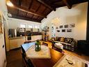 villa-di-40000-m²-con-3-locali-e-posto-auto-a-vill