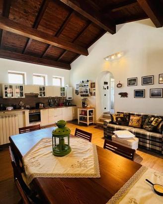Villa di 40000 m² con 3 locali e posto auto a Vill
