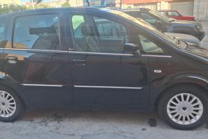lancia musa 1.4 16v gpl