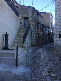 Casa indipendente da ristrutturare