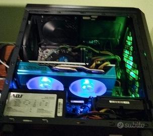 PC gaming Intel i7 con 16 GB RAM e Radeon RX580