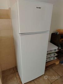 Frigo con congelatore