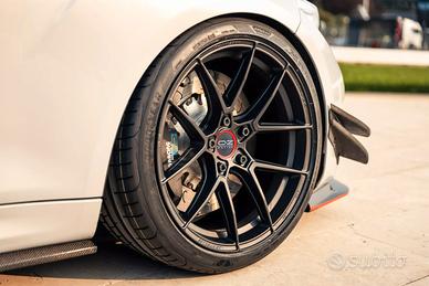 4 cerchi in lega OZ ESTREMA GT HLT da 19 per M2 M3