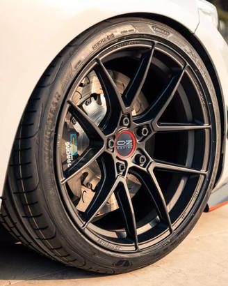 4 cerchi in lega OZ ESTREMA GT HLT da 19 per M2 M3