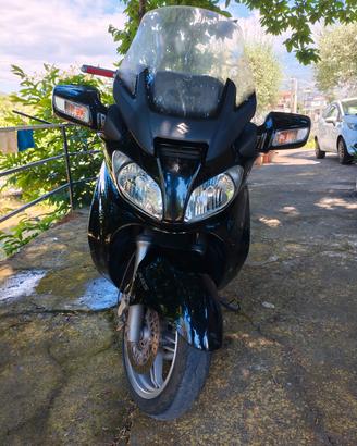 Suzuki Burgman 650 Executive
