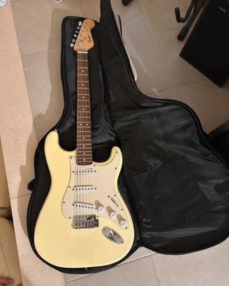 Chitarra Squier by Fender: Bullet Strat