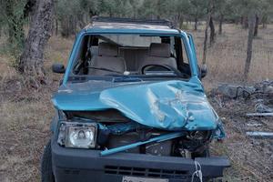Fiat Panda 4x4 Sisley con impianto GPL incidentata
