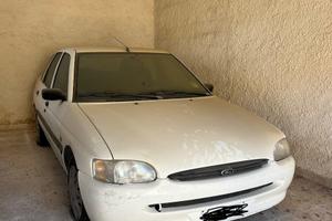 Ricambi Ford Escort 1.6.     16v