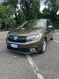 ADATTA PER NEOPATENTATI Dacia Sandero Streetway 1.