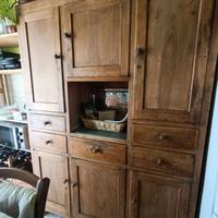 Vecchio "mettitutto" da cucina o credenza