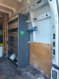 Scaffalatura - allestimento per furgone