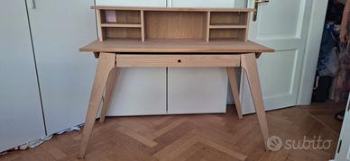 Scrivania artigianale stile nordico in rovere