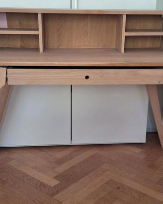 Scrivania artigianale stile nordico in rovere