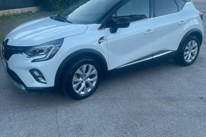 Renault Captur Plug-In Hibrid 2022 - Perfetta