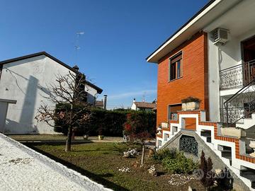 Villa o villino Mortara [RB280VRG]
